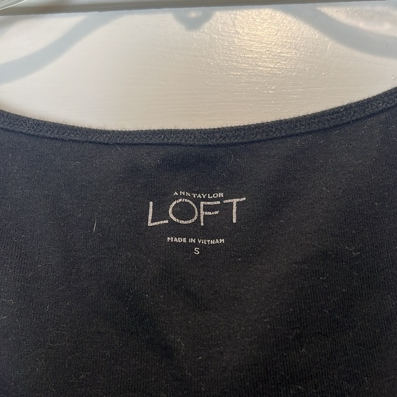 LOFT Women's Black Tank Top size small. - Picture 3 of 6